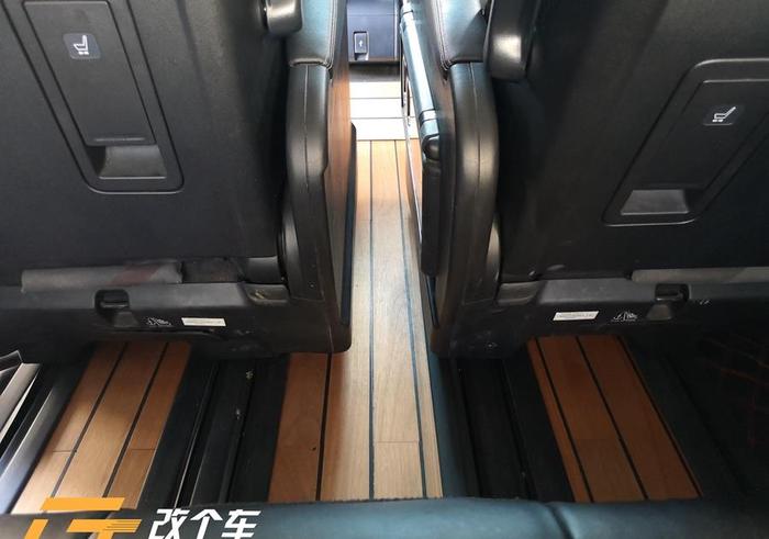 又一辆本田艾力绅改装木地板，木地板对于商务车究竟有何魅力！