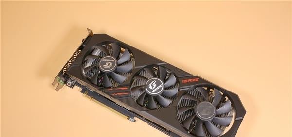 七彩虹iGame GTX 1660 SUPER显卡拆解图赏