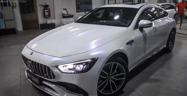 一白遮百丑！奔驰AMG GT50这下可真好看了