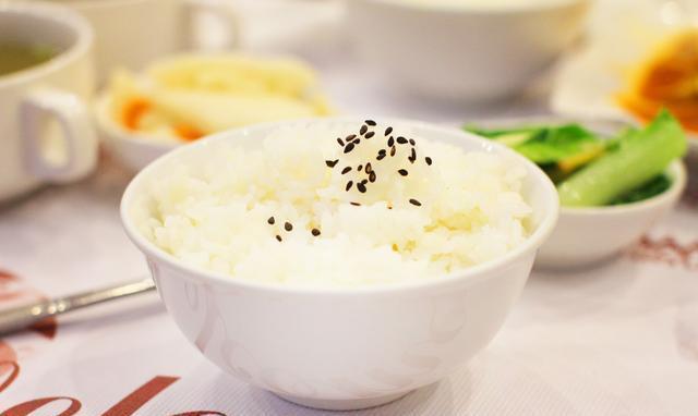 白米饭怎么煮才香？跟国宴大师学，蒸出媲美五星级酒店的米饭