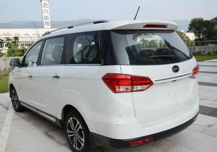 比五菱还牛的SUV，完美大七座，比730大一圈，仅4.19W