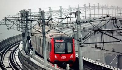 德国人来中国重庆，一下车就迷茫了：你们管这叫地铁？