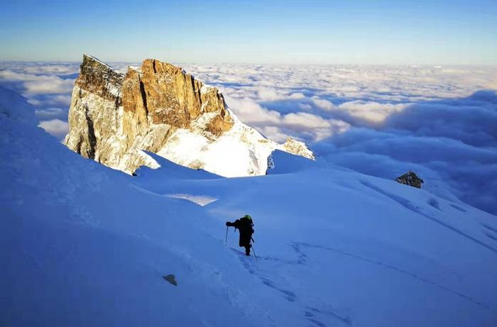 哈巴雪山，开启勇敢者圆梦征程的地方