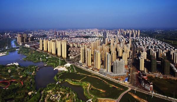 安徽省天长市夹在江苏省3个地级市之间，当前社会经济发展也很快