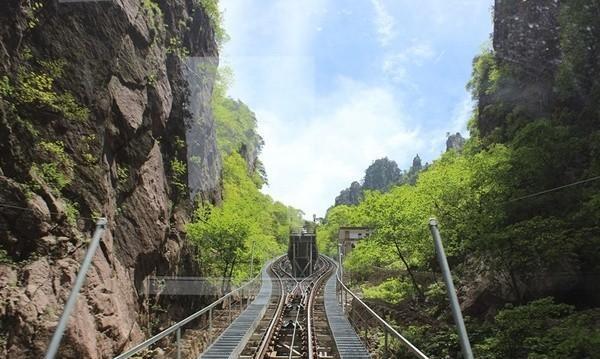 安徽十大旅游景点，安徽旅游必去的十大旅游景点，您去过哪些呢？