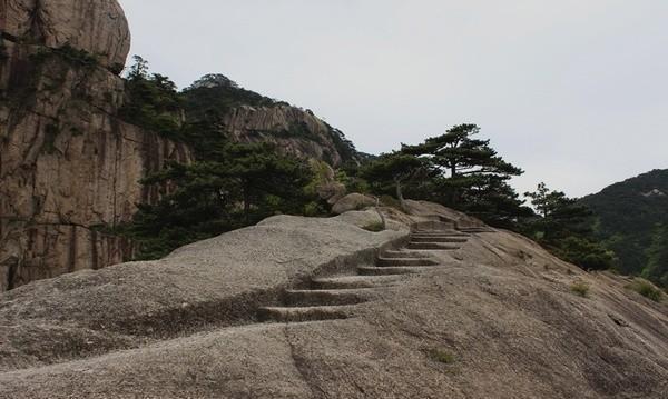 安徽十大旅游景点，安徽旅游必去的十大旅游景点，您去过哪些呢？