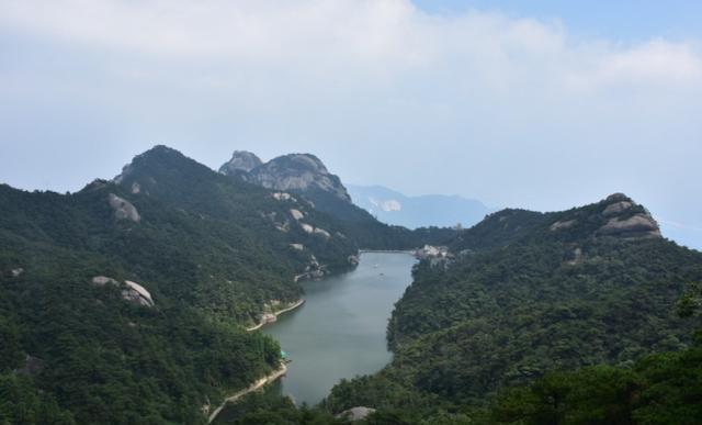 安徽十大旅游景点，安徽旅游必去的十大旅游景点，您去过哪些呢？