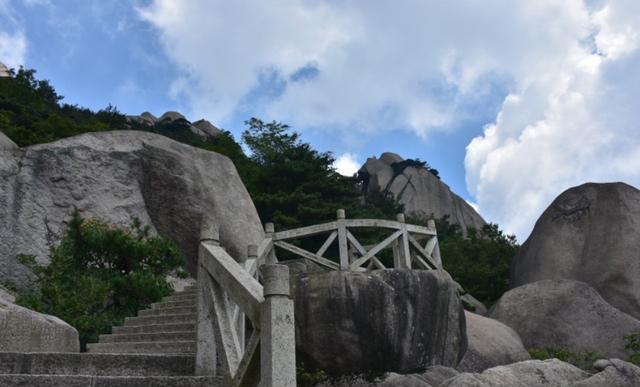 安徽十大旅游景点，安徽旅游必去的十大旅游景点，您去过哪些呢？