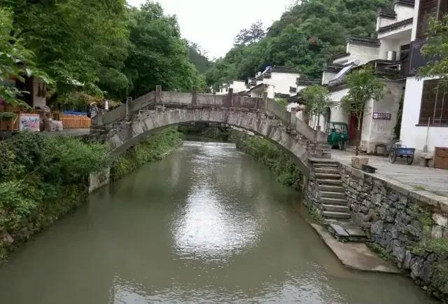 安徽十大旅游景点，安徽旅游必去的十大旅游景点，您去过哪些呢？