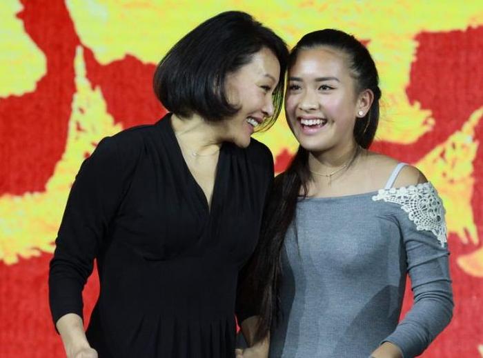 58岁陈冲美出天际！坦白第一婚是瞎结婚 担心女儿太天真易被骗