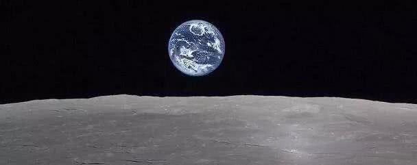 从月球看地球，地球会发光吗？是什么原理？听听专家怎么说