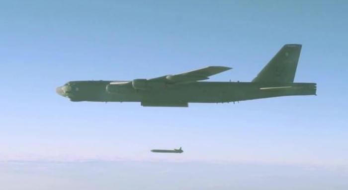 俄罗斯S-400是否可以对抗美国所有轰炸机？