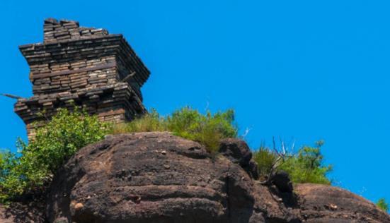 河北这座山十分神秘，离承德避暑山庄仅十公里，乾隆曾来此登山！