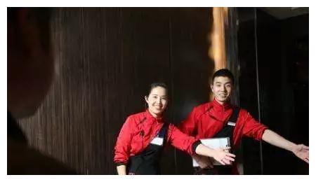 占位服务的海底捞，还有哪些秘密？