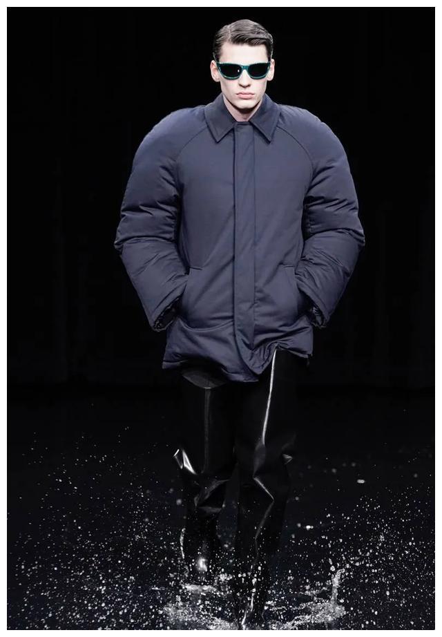 巴黎世家Balenciaga 2020秋冬时装秀