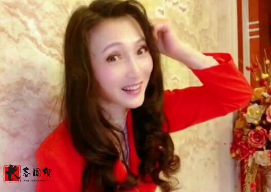 最美“杨贵妃”近照曝光，隐退20年相夫教子，如今55岁依然美丽