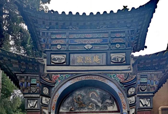 云南旅游的打卡地：大理宾川鸡足山风景名胜区