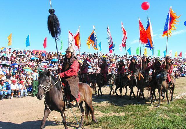 什么时候去内蒙古最好？11月份半自由行／自由行／跟团游哪个好？