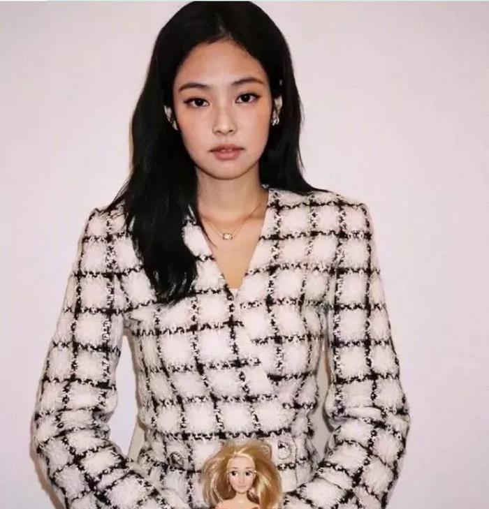 有“人间香奈儿”之称的Jennie，私下穿衣品味真是不一般，太美