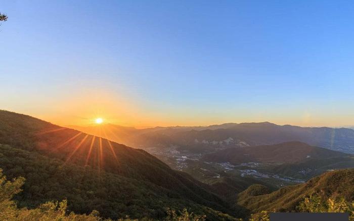 北京石景山：西山国家森林公园，距离北京市区最近的国家级公园！