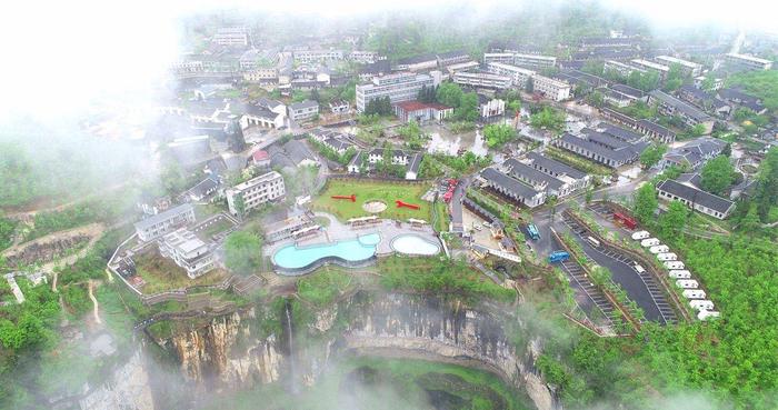 贵州“因祸得福”的小镇，矿产枯竭后却成旅游名镇，气候也很宜人