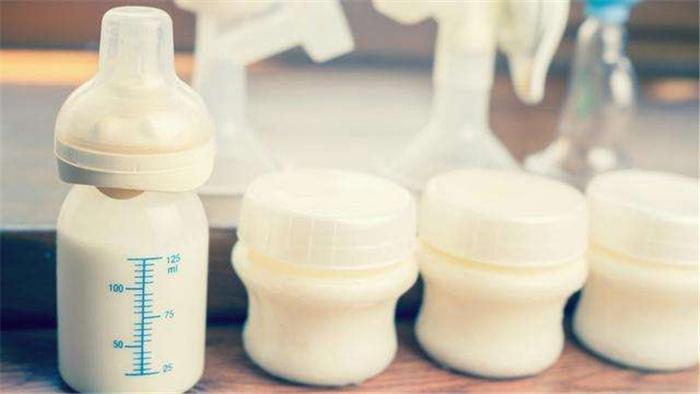 在给宝宝存储母乳时需要注意哪些细节？