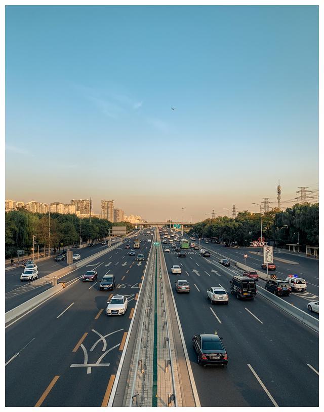 北京天桥上的风景