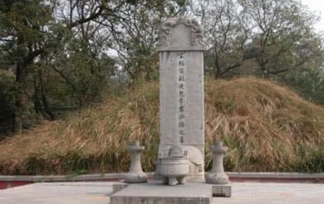 古代清官包拯墓被发现，打开进入之后，专家在遗骨中发现惊人线索