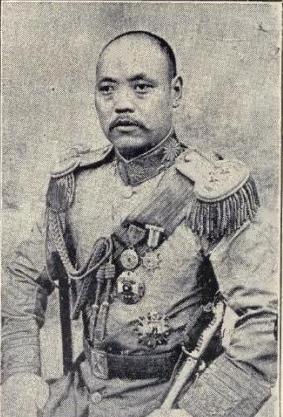 靳云鹏曾多次出任总理，日军侵华时曾打算拉拢他却因实力低而作罢
