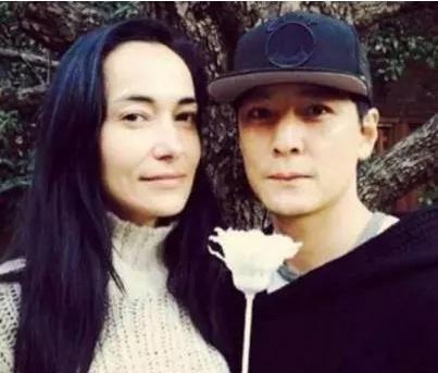 都说洋媳妇经不起岁月摧残，吴彦祖娶个男人，周华健老婆犹如80岁