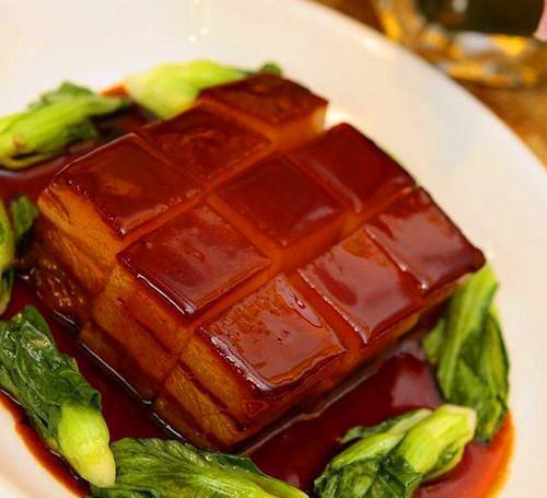 让人食指大动的装修之餐饮墙面颜色搭配