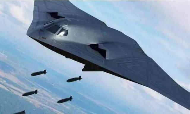 轰-18为何先于轰-20亮相？轰-18属于中程隐身战术轰炸机