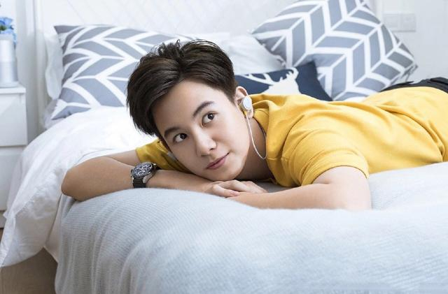 十八岁的胡先煦为自己的演艺生涯拼搏着,不单单是好玩了