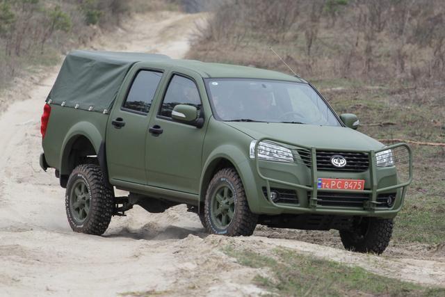 国产车扬眉吐气, 乌克兰陆军采购长城皮卡取代俄罗斯军车