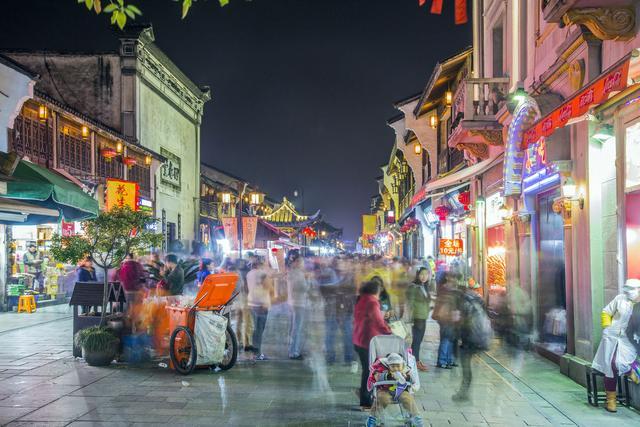 去杭州旅游，住在哪个区最方便？