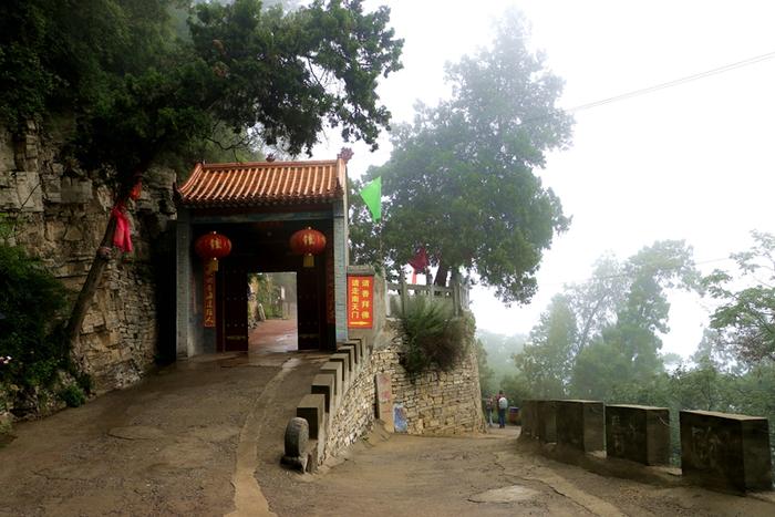 漫游富平金粟山，一朝置身山中，一日读懂千年