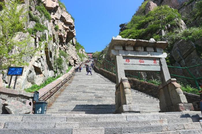 “泰山”我来了，这么多登山线路你选哪一条