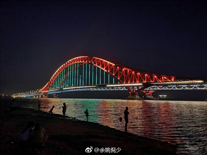 ��ǰ̽������ɳ̲��ɳ���������ס����治������ɽ