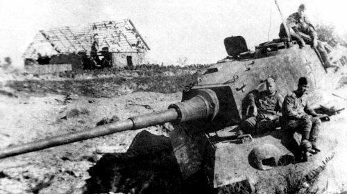 二战怪物-无法阻挡的虎王重型坦克
