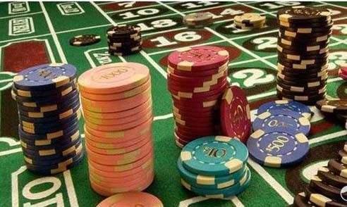 澳门赌场的真实画面：只需半个小时，就能让千万富翁倾家荡产！