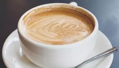 在去星巴克之前, 谁能先告诉我: 摩卡和拿铁有啥区别?