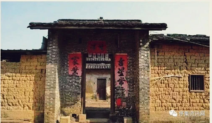 谈判官谢小飞送同威项链的那一集是43集当中的第几集