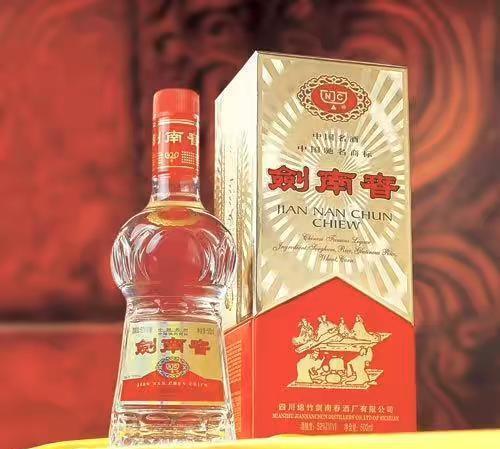 五粮液和茅台那个号？五粮液和茅台哪个牌子更好一点？-酒水百科
