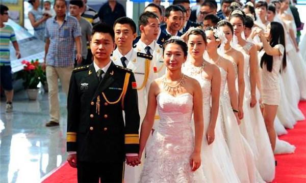 张馨予嫁给军人，优秀女性为什么选择军婚？因为军婚有这5个好处