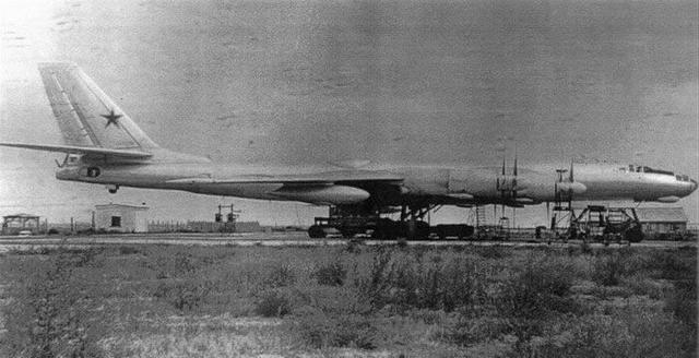 疯狂的核动力轰炸机：航程高达40000公里 可绕地球整整一圈