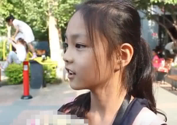 18岁成年后第一件事想做什么?小妹妹的回答好大胆,后生可畏!