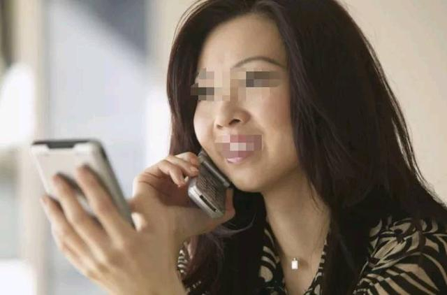 小舅子买房借三万我借他五万,取钱时手机一震,我改了银行卡密码