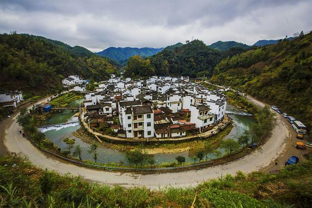 中国4个最奇特的村子，人烟稀少但是风景优美，你知道几个？