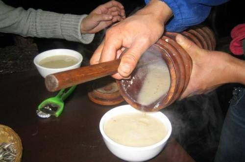 去西藏，你会喝当地的酥油茶吗？味道让你难以接受！