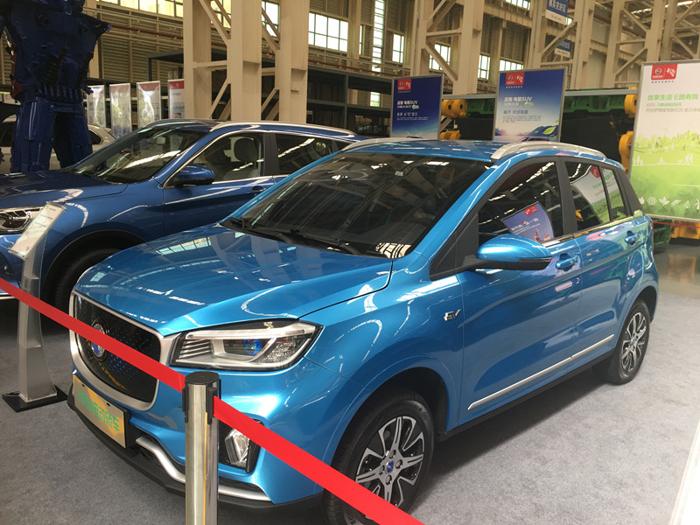 汉腾汽车发布了多款新能源车型产品 预年底亮相上市